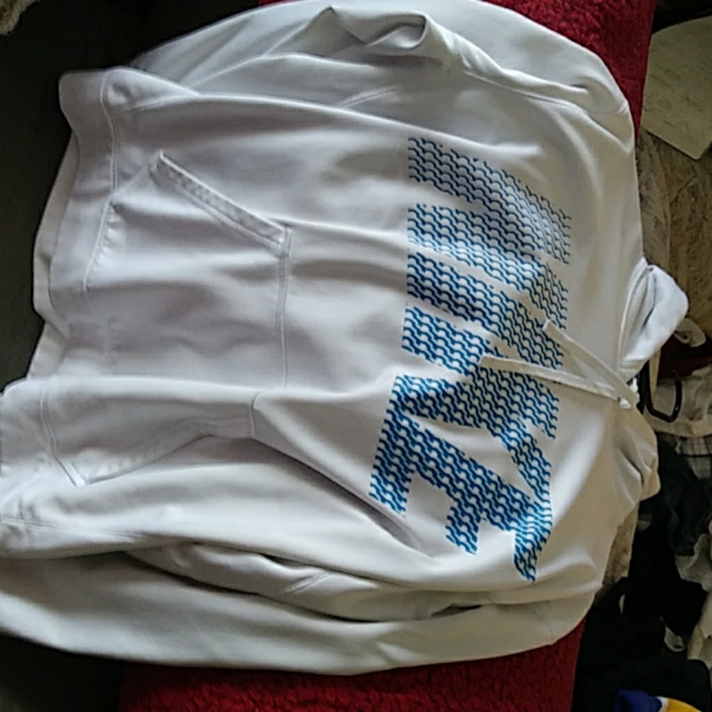 Nike jacket! - Picture 2 of 2